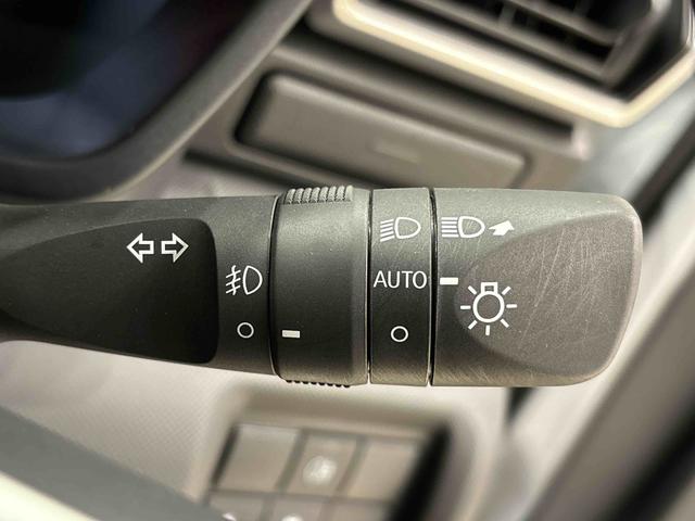 ロッキープレミアムＧ　ＨＥＶ　バックモニター　電動パーキングブレーキＬＥＤヘッドランプ・フォグランプ　全車速追従機能付アダプティブクルーズコントロール　レーンキープコントロール　ブラインドスポットモニター　１７インチアルミホイール　シートヒーター（広島県）の中古車