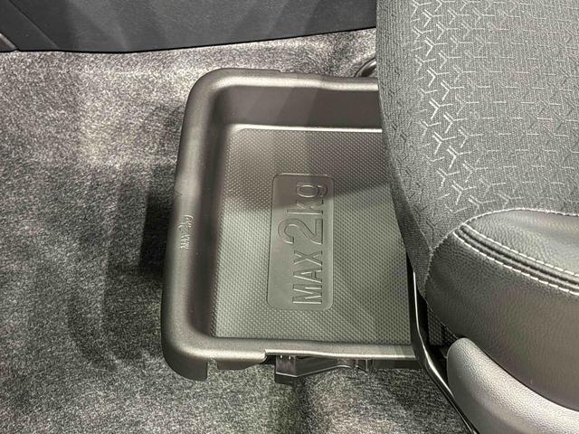 ロッキープレミアムＧ　ＨＥＶ　バックモニター　電動パーキングブレーキＬＥＤヘッドランプ・フォグランプ　全車速追従機能付アダプティブクルーズコントロール　レーンキープコントロール　ブラインドスポットモニター　１７インチアルミホイール　シートヒーター（広島県）の中古車