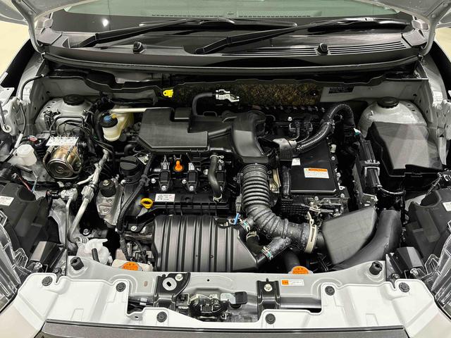 ロッキープレミアムＧ　ＨＥＶ　バックモニター　電動パーキングブレーキＬＥＤヘッドランプ・フォグランプ　全車速追従機能付アダプティブクルーズコントロール　レーンキープコントロール　ブラインドスポットモニター　１７インチアルミホイール　シートヒーター（広島県）の中古車