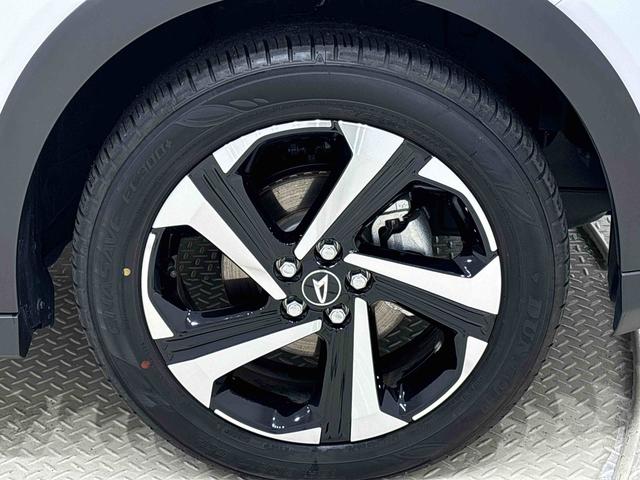 ロッキープレミアムＧ　ＨＥＶ　バックモニター　電動パーキングブレーキＬＥＤヘッドランプ・フォグランプ　全車速追従機能付アダプティブクルーズコントロール　レーンキープコントロール　ブラインドスポットモニター　１７インチアルミホイール　シートヒーター（広島県）の中古車