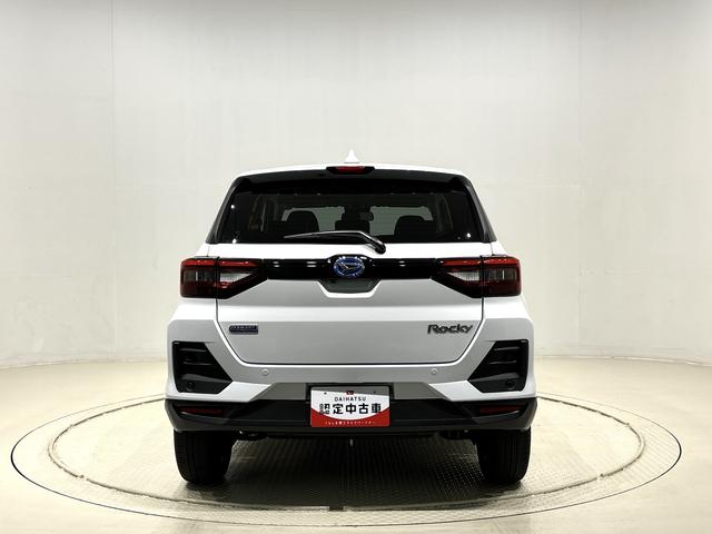 ロッキープレミアムＧ　ＨＥＶ　バックモニター対応カメラＬＥＤヘッドランプ・フォグランプ　全車速追従機能付アダプティブクルーズコントロール　レーンキープコントロール　１７インチアルミホイール　シートヒーター（広島県）の中古車