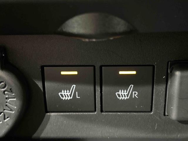 ロッキープレミアムＧ　ＨＥＶ　バックモニター対応カメラＬＥＤヘッドランプ・フォグランプ　全車速追従機能付アダプティブクルーズコントロール　レーンキープコントロール　１７インチアルミホイール　シートヒーター（広島県）の中古車