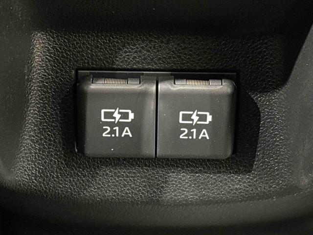 ロッキープレミアムＧ　ＨＥＶ　バックモニター対応カメラＬＥＤヘッドランプ・フォグランプ　全車速追従機能付アダプティブクルーズコントロール　レーンキープコントロール　１７インチアルミホイール　シートヒーター（広島県）の中古車