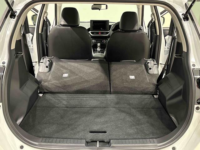 ロッキープレミアムＧ　ＨＥＶ　バックモニター対応カメラＬＥＤヘッドランプ・フォグランプ　全車速追従機能付アダプティブクルーズコントロール　レーンキープコントロール　１７インチアルミホイール　シートヒーター（広島県）の中古車