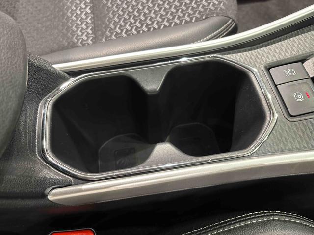 ロッキープレミアムＧＬＥＤヘッドランプ・フォグランプ　全車速追従機能付アダプティブクルーズコントロール　レーンキープコントロール　アルミホイール　シートヒーター（広島県）の中古車