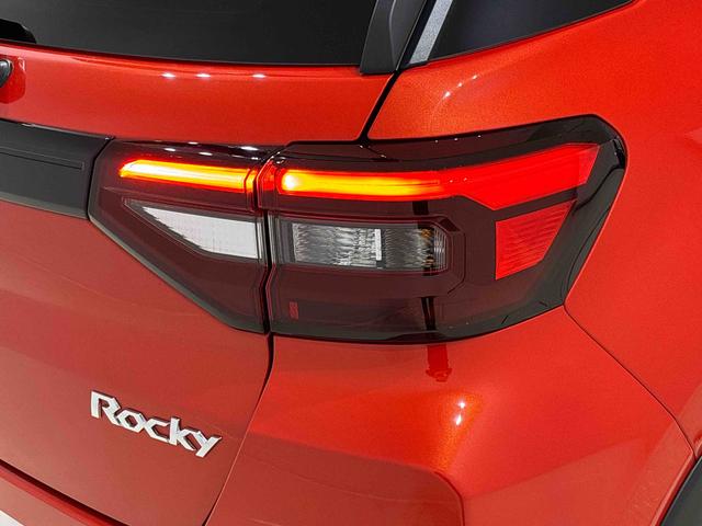 ロッキープレミアムＧＬＥＤヘッドランプ・フォグランプ　全車速追従機能付アダプティブクルーズコントロール　レーンキープコントロール　アルミホイール　シートヒーター（広島県）の中古車