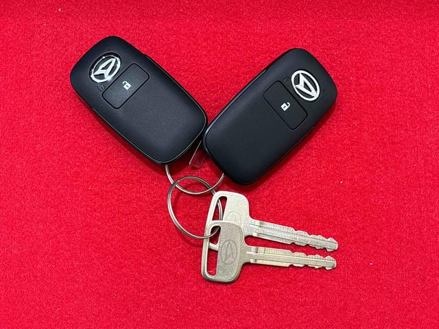 ハイゼットトラックジャンボエクストラプッシュボタンスタート　パワーウインドー　電動格納式ドアミラー　ガードフレーム　格納式テールゲートチェーン　ＬＥＤへッドランプ　ＬＥＤフォグランプ　スペアタイヤ（広島県）の中古車