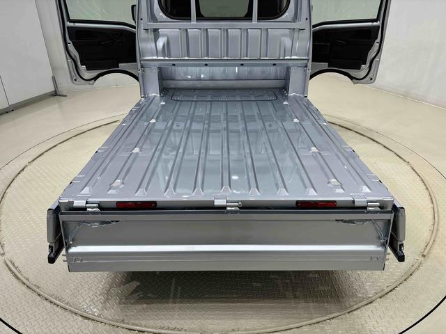 ハイゼットトラックジャンボエクストラ 電動格納式ドアミラー パワーウインドウLEDヘッドランプ オーバーヘッドシェルフ プッシュボタンスタート キーフリーシステム スーパーUV&IRカットガラス(フロントガラス) スペアタイヤ 10CMフロントスピーカー(広島県)の中古車