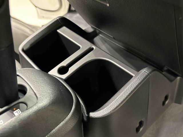 ハイゼットトラックジャンボエクストラ CVT 4WDプッシュボタンスタート オートライト マニュアルエアコン ハンドサイドブレーキ 運転席・助手席パワーウィンドウ サンバイザー LEDヘッドライト(広島県)の中古車