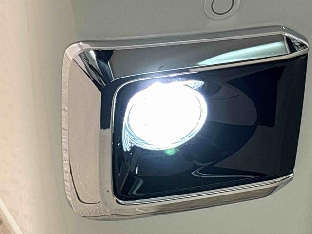 ハイゼットトラックジャンボエクストラ CVT 4WDプッシュボタンスタート オートライト マニュアルエアコン ハンドサイドブレーキ 運転席・助手席パワーウィンドウ サンバイザー LEDヘッドライト(広島県)の中古車