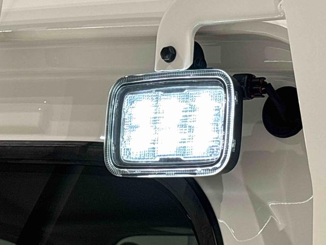 ハイゼットトラックジャンボエクストラ CVT 4WDプッシュボタンスタート オートライト マニュアルエアコン ハンドサイドブレーキ 運転席・助手席パワーウィンドウ サンバイザー LEDヘッドライト(広島県)の中古車