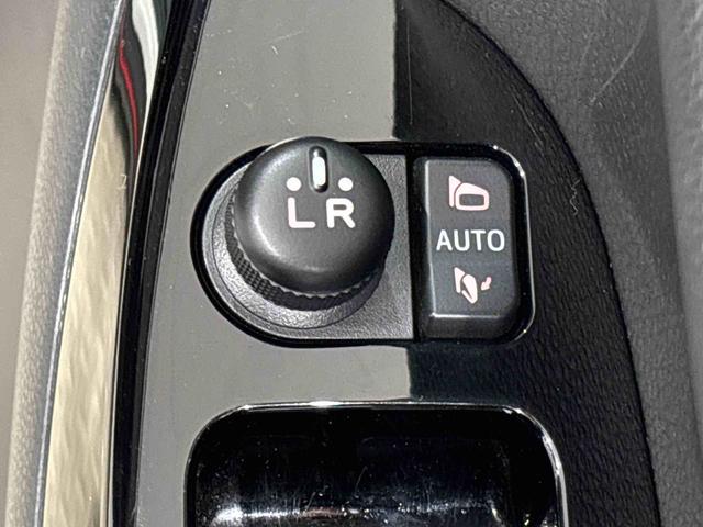 キャストスポーツＳＡIIターボ　ＬＥＤヘッドランプ・フォグランプ　パドルシフト付ＭＯＭＯ製革巻ステアリングホイール　１６インチタイヤ＆アルミホイール　運転席助手席シートヒーター　オートライト　プッシュボタンスタート（広島県）の中古車