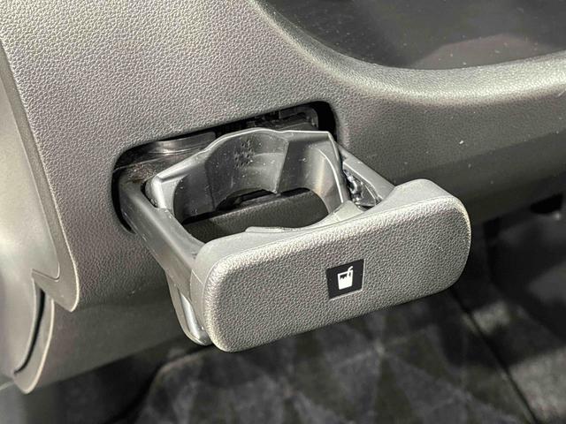 キャストスポーツＳＡIIターボ　ＬＥＤヘッドランプ・フォグランプ　パドルシフト付ＭＯＭＯ製革巻ステアリングホイール　１６インチタイヤ＆アルミホイール　運転席助手席シートヒーター　オートライト　プッシュボタンスタート（広島県）の中古車