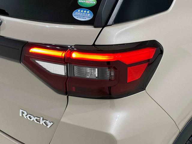 ロッキープレミアムナビ　パノラマ　ＥＴＣ　ドラレコ　ＬＥＤヘッドランプ・フォグランプ　全車速追従機能付アダプティブクルーズコントロール　　ブラインドスポットモニター　アルミホイール　シートヒーター（広島県）の中古車