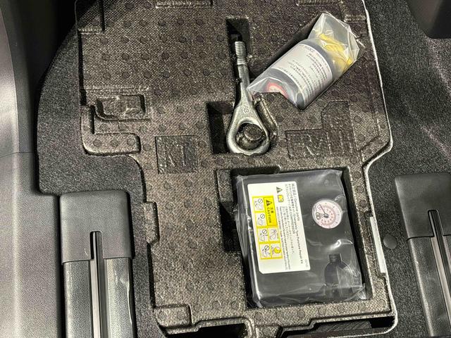 タントカスタムＸ　運転席・助手席シートヒーター　キーフリーシステム純正ナビ装着用アップグレードパック　電動パーキングブレーキ　オートブレーキホールド機能　両側電動スライドドア　格納式リヤドアサンシェード　オートライト（広島県）の中古車