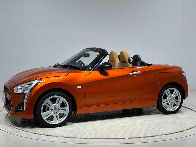 コペンローブ　アクティブトップルーフ　純正カーペットマット付オートライト　ＬＥＤヘッドライト　マルチリフレクターハロゲンフォグランプ　プッシュボタンスタート　１６インチアルミホイール　フロント・リヤスタビライザー　オーディオレス　ロールバー　シートヒーター（広島県）の中古車