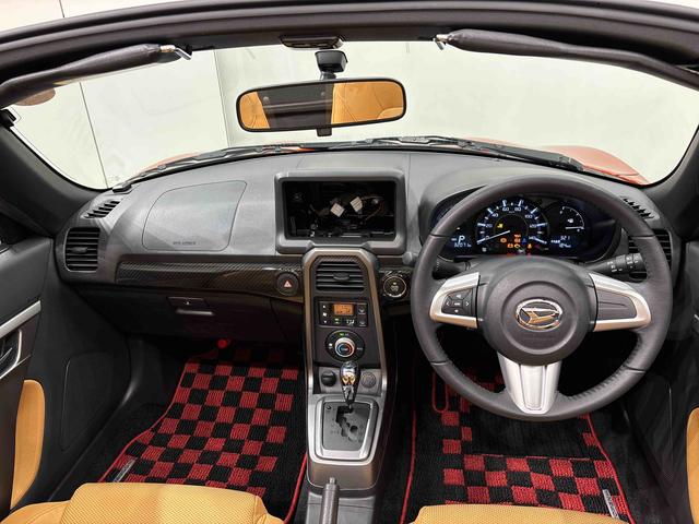 コペンローブ　アクティブトップルーフ　純正カーペットマット付オートライト　ＬＥＤヘッドライト　マルチリフレクターハロゲンフォグランプ　プッシュボタンスタート　１６インチアルミホイール　フロント・リヤスタビライザー　オーディオレス　ロールバー　シートヒーター（広島県）の中古車