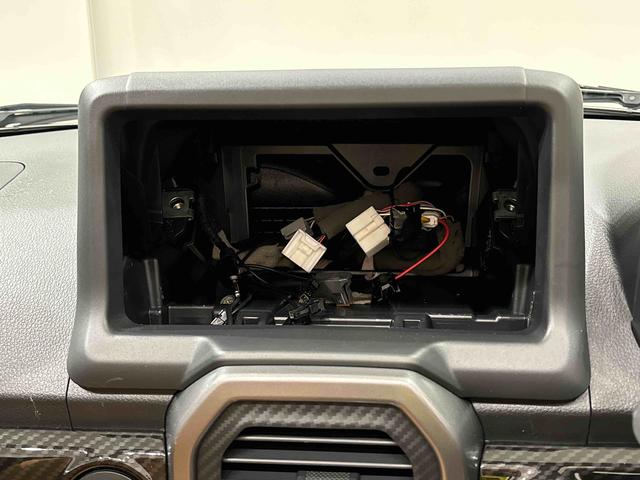 コペンローブ　アクティブトップルーフ　純正カーペットマット付オートライト　ＬＥＤヘッドライト　マルチリフレクターハロゲンフォグランプ　プッシュボタンスタート　１６インチアルミホイール　フロント・リヤスタビライザー　オーディオレス　ロールバー　シートヒーター（広島県）の中古車