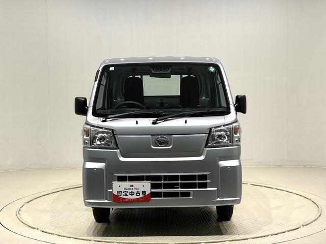 ハイゼットトラックスタンダード　２ＷＤ　ＣＶＴ車　ラジオチューナー付きハロゲンヘッドランプ　運転席ＳＲＳエアバック　電動式パワーステアリング　マニュアルエアコン　あゆみ板掛けテールゲート　スペアタイヤ　ガードフレーム（広島県）の中古車