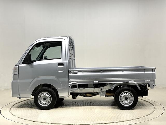 ハイゼットトラックスタンダード　２ＷＤ　ＣＶＴ車　ラジオチューナー付きハロゲンヘッドランプ　運転席ＳＲＳエアバック　電動式パワーステアリング　マニュアルエアコン　あゆみ板掛けテールゲート　スペアタイヤ　ガードフレーム（広島県）の中古車