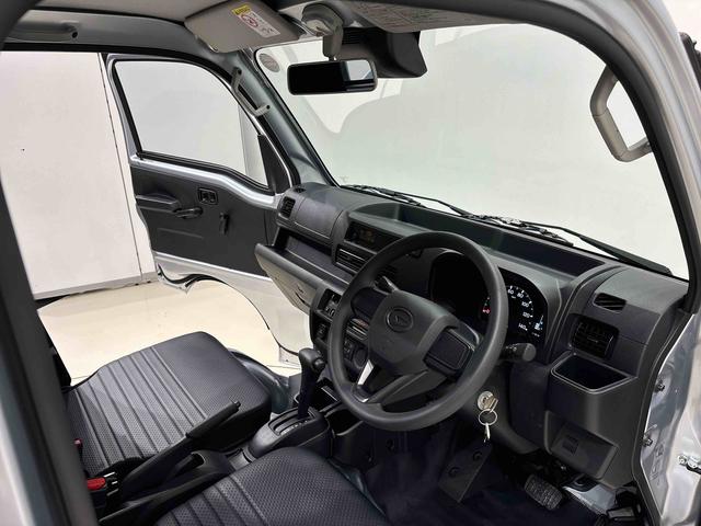 ハイゼットトラックスタンダード　２ＷＤ　ＣＶＴ車　ラジオチューナー付きハロゲンヘッドランプ　運転席ＳＲＳエアバック　電動式パワーステアリング　マニュアルエアコン　あゆみ板掛けテールゲート　スペアタイヤ　ガードフレーム（広島県）の中古車