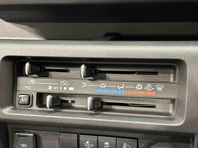 ハイゼットトラックスタンダード　２ＷＤ　ＣＶＴ車　ラジオチューナー付きハロゲンヘッドランプ　運転席ＳＲＳエアバック　電動式パワーステアリング　マニュアルエアコン　あゆみ板掛けテールゲート　スペアタイヤ　ガードフレーム（広島県）の中古車