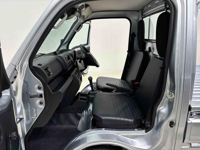 ハイゼットトラックスタンダード　２ＷＤ　ＣＶＴ車　ラジオチューナー付きハロゲンヘッドランプ　運転席ＳＲＳエアバック　電動式パワーステアリング　マニュアルエアコン　あゆみ板掛けテールゲート　スペアタイヤ　ガードフレーム（広島県）の中古車