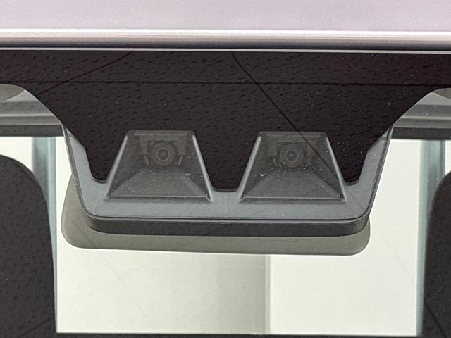 ハイゼットトラックスタンダード　２ＷＤ　ＣＶＴ車　ラジオチューナー付きハロゲンヘッドランプ　運転席ＳＲＳエアバック　電動式パワーステアリング　マニュアルエアコン　あゆみ板掛けテールゲート　スペアタイヤ　ガードフレーム（広島県）の中古車