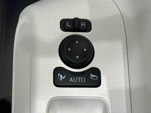 ムーヴキャンバスストライプスGLEDオートライト・フォグランプ 電動パーキングブレーキ プッシュボタンスタート セキュリティアラーム バックカメラ 両側パワースライドドアウエルカムオープン機能 オート電動格納式ドアミラー(広島県)の中古車