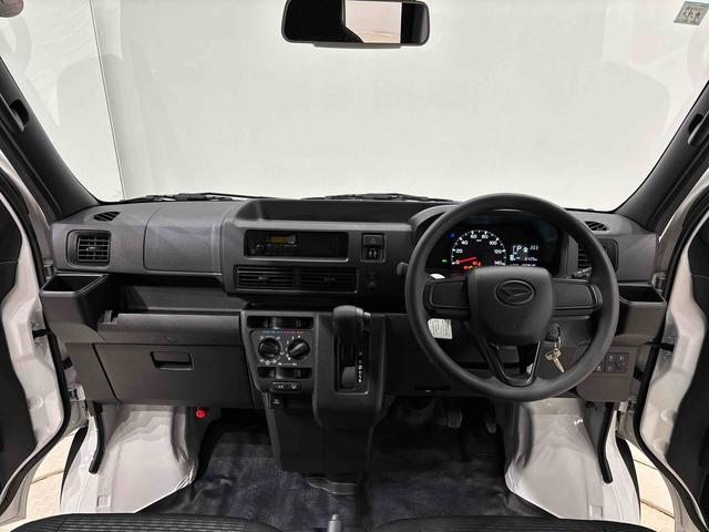 ハイゼットカーゴＤＸハロゲンヘッドランプ　トップシェイドガラス　荷室ランプ　コーナーセンサー　ＡＭ・ＦＭラジオ　テンパータイヤ（広島県）の中古車