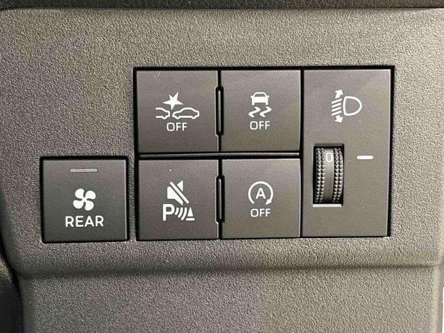 ハイゼットカーゴDX キーレスエントリーシステム リヤヒーターハロゲンヘッドランプ オーバーヘッドシェルフ 荷室ランプ AM・FMラジオ テンパータイヤ スチールホイール マニュアルエアコン マニュアルレベリング機能付きオートライト アイドリングストップ(広島県)の中古車