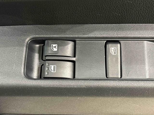 ハイゼットカーゴDX キーレスエントリーシステム リヤヒーターハロゲンヘッドランプ オーバーヘッドシェルフ 荷室ランプ AM・FMラジオ テンパータイヤ スチールホイール マニュアルエアコン マニュアルレベリング機能付きオートライト アイドリングストップ(広島県)の中古車