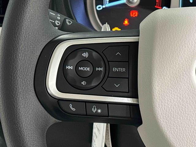 ムーヴキャンバスストライプスＧＬＥＤオートライト・フォグランプ　電動パーキングブレーキ　プッシュボタンスタート　セキュリティアラーム　バックカメラ　両側パワースライドドアウエルカムオープン機能　オート電動格納式ドアミラー（広島県）の中古車