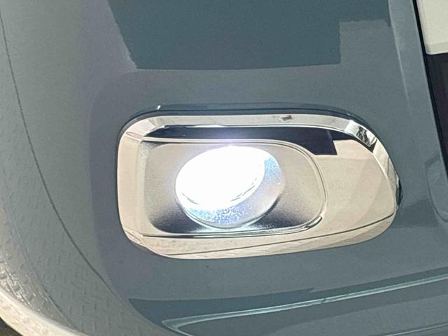 ムーヴキャンバスストライプスＧＬＥＤオートライト・フォグランプ　電動パーキングブレーキ　プッシュボタンスタート　セキュリティアラーム　バックカメラ　両側パワースライドドアウエルカムオープン機能　オート電動格納式ドアミラー（広島県）の中古車