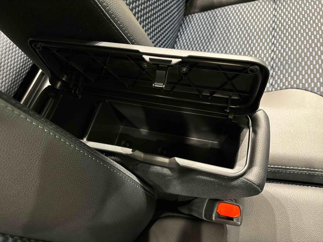 タントカスタムＸ　　メーカー保証（保証継承）　納車前点検メーカー保証（保証継承）　　納車前点検　マット付き　両側パワースライドドア　　　　ＬＥＤヘッドライト　　プッシュボタンスタート　　フォグランプ（広島県）の中古車