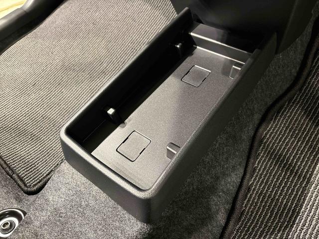 ミライースＧ　ＳＡIII　カーナビ　純正１４インチアルミホイール運転席・助手席シートヒーター　サイドエアバッグ　ＬＥＤヘッドライトオートエアコン　オートライト　電動格納式ドアミラー　プッシュボタンスタート　引き上げ式サイドブレーキ　セキュリティーアラーム（広島県）の中古車