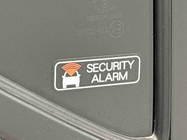 ミライースＧ　ＳＡIII　カーナビ　純正１４インチアルミホイール運転席・助手席シートヒーター　サイドエアバッグ　ＬＥＤヘッドライトオートエアコン　オートライト　電動格納式ドアミラー　プッシュボタンスタート　引き上げ式サイドブレーキ　セキュリティーアラーム（広島県）の中古車