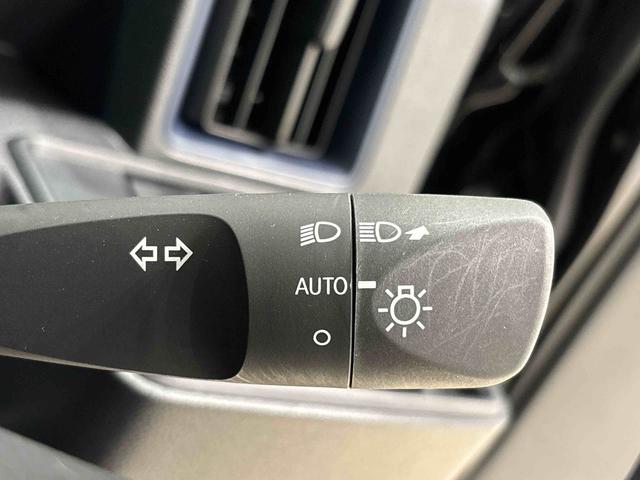 タントＸＬＥＤオートライト　パワースライドドアウェルカムオープン機能　電動パーキングブレーキ　運転席助手席シートヒーター　　フルホイールキャツプ　キーフリーシステム　　オート電動格納式ドアミラー（広島県）の中古車