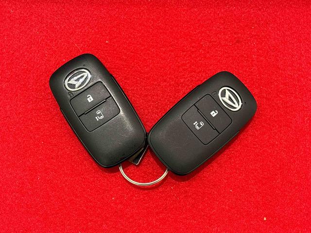 タントＸＬＥＤオートライト　パワースライドドアウェルカムオープン機能　電動パーキングブレーキ　運転席助手席シートヒーター　　フルホイールキャツプ　キーフリーシステム　　オート電動格納式ドアミラー（広島県）の中古車