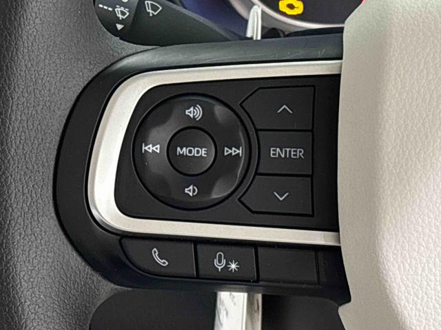 ムーヴキャンバスストライプスＧＬＥＤオートライト・フォグランプ　電動パーキングブレーキ　プッシュボタンスタート　セキュリティアラーム　バックカメラ　両側パワースライドドアウエルカムオープン機能　オート電動格納式ドアミラー（広島県）の中古車