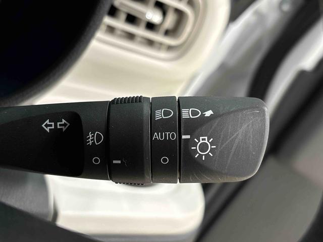 ムーヴキャンバスストライプスＧＬＥＤオートライト・フォグランプ　電動パーキングブレーキ　プッシュボタンスタート　セキュリティアラーム　バックカメラ　両側パワースライドドアウエルカムオープン機能　オート電動格納式ドアミラー（広島県）の中古車