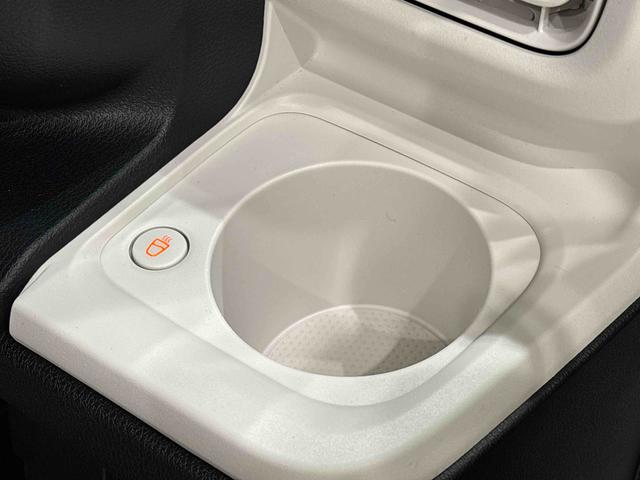 ムーヴキャンバスストライプスＧＬＥＤオートライト・フォグランプ　電動パーキングブレーキ　プッシュボタンスタート　セキュリティアラーム　バックカメラ　両側パワースライドドアウエルカムオープン機能　オート電動格納式ドアミラー（広島県）の中古車