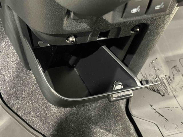 ムーヴキャンバスストライプスＧＬＥＤオートライト・フォグランプ　電動パーキングブレーキ　プッシュボタンスタート　セキュリティアラーム　バックカメラ　両側パワースライドドアウエルカムオープン機能　オート電動格納式ドアミラー（広島県）の中古車