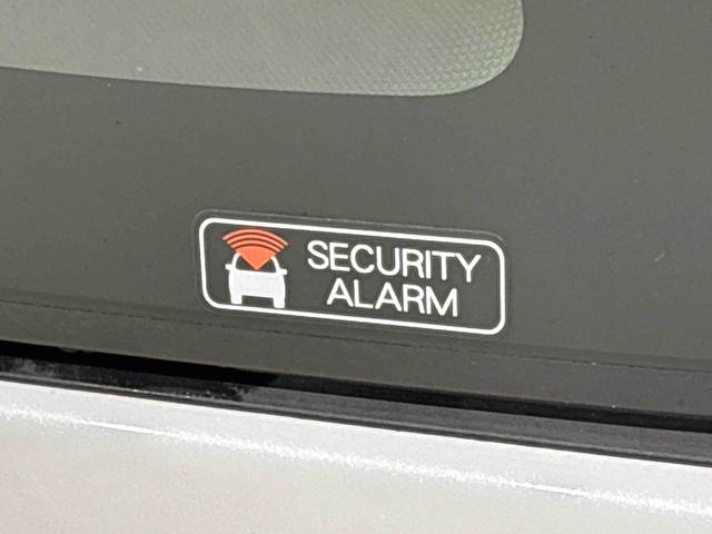 ムーヴキャンバスストライプスＧＬＥＤオートライト・フォグランプ　電動パーキングブレーキ　プッシュボタンスタート　セキュリティアラーム　バックカメラ　両側パワースライドドアウエルカムオープン機能　オート電動格納式ドアミラー（広島県）の中古車