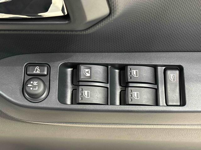 ミライースX SAIII バックモニタ−対応 マニュアルエアコンLEDヘッドランプ セキュリティアラーム コーナーセンサー 14インチフルホイールキャップ キーレスエントリー 電動格納式ドアミラー ショツピングフック マニュアルエアコン(広島県)の中古車