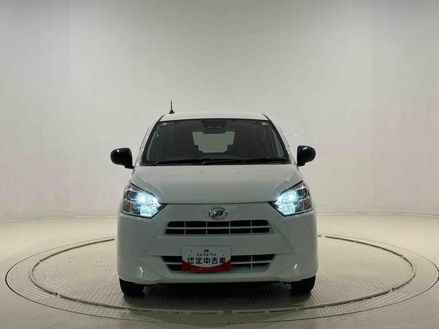 ミライースX SAIII バックモニタ−対応 マニュアルエアコンLEDヘッドランプ セキュリティアラーム コーナーセンサー 14インチフルホイールキャップ キーレスエントリー 電動格納式ドアミラー ショツピングフック マニュアルエアコン(広島県)の中古車