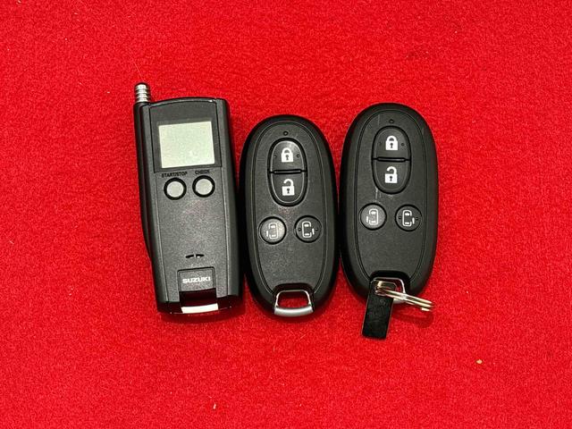 ソリオバンディットハイブリッドＭＶ　ナビ　ＥＴＣ　ドラレコ　全方位カメラプッシュボタンスタート　オートエアコン　ステアリングスイッチ　パワースライドドア　アイドリングストップ　シートヒーター　オートライト　電動格納ミラー　シートリフター　後席テーブル　後席サンシェード（広島県）の中古車