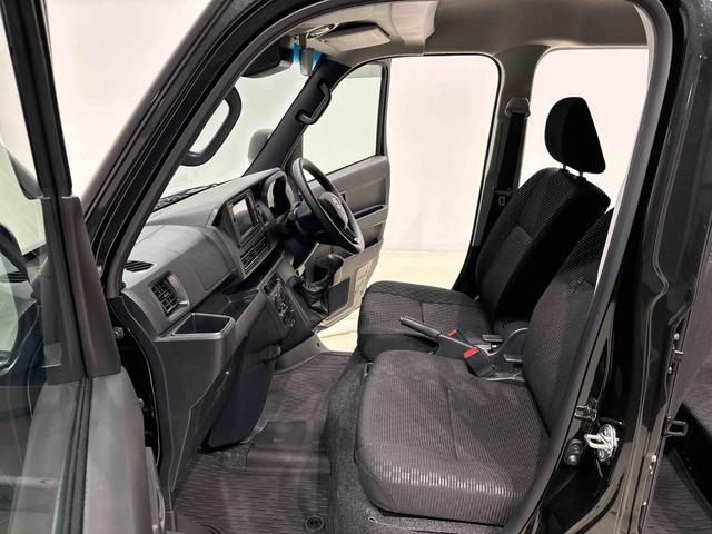 ハイゼットカーゴクルーズ　５ＭＴ　ディスプレイオーディオ　ＥＴＣ車載器電動格納式カラードドアミラー　トップシェイドガラス　荷室ＬＥＤランプ　１２インチフルホイールキャップ　コーナーセンサー　キーレスエントリー（広島県）の中古車