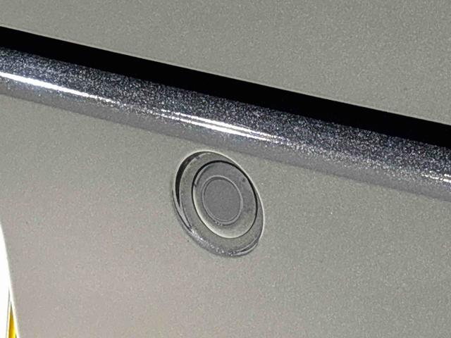 ハイゼットカーゴクルーズ　５ＭＴ　ディスプレイオーディオ　ＥＴＣ車載器電動格納式カラードドアミラー　トップシェイドガラス　荷室ＬＥＤランプ　１２インチフルホイールキャップ　コーナーセンサー　キーレスエントリー（広島県）の中古車