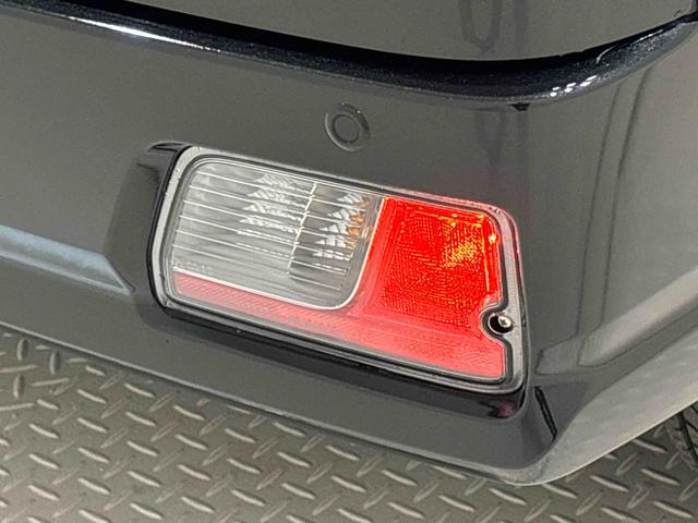 ハイゼットカーゴクルーズ　５ＭＴ　ディスプレイオーディオ　ＥＴＣ車載器電動格納式カラードドアミラー　トップシェイドガラス　荷室ＬＥＤランプ　１２インチフルホイールキャップ　コーナーセンサー　キーレスエントリー（広島県）の中古車